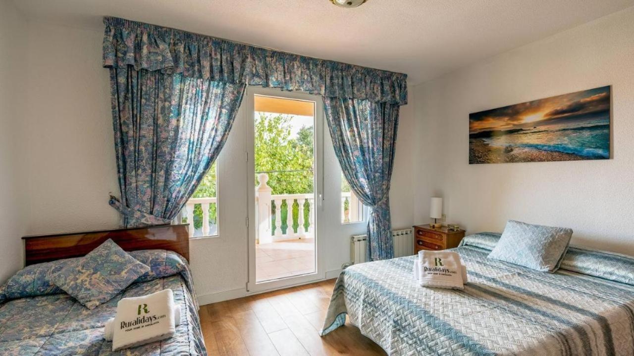 Villa De La Acacia Gojar Eksteriør billede